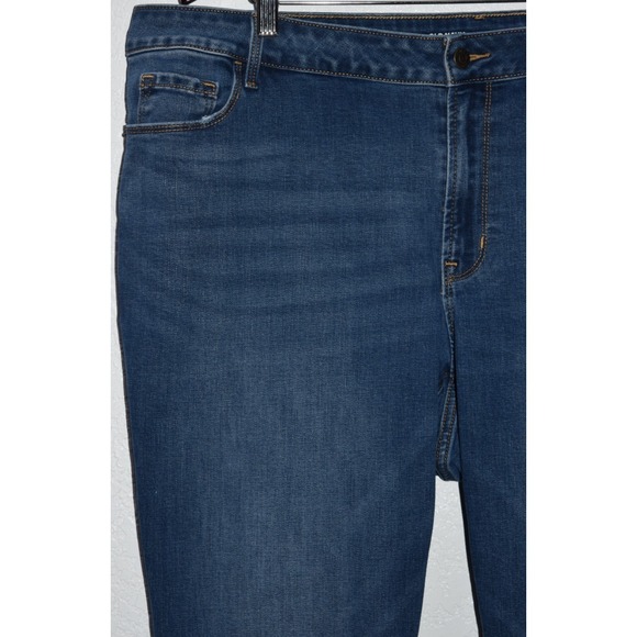 Old Navy Kicker Boot Stretch Jeans Size 22 Mid Rise Soft Blue Denim 5-Pocket - Picture 7 of 16